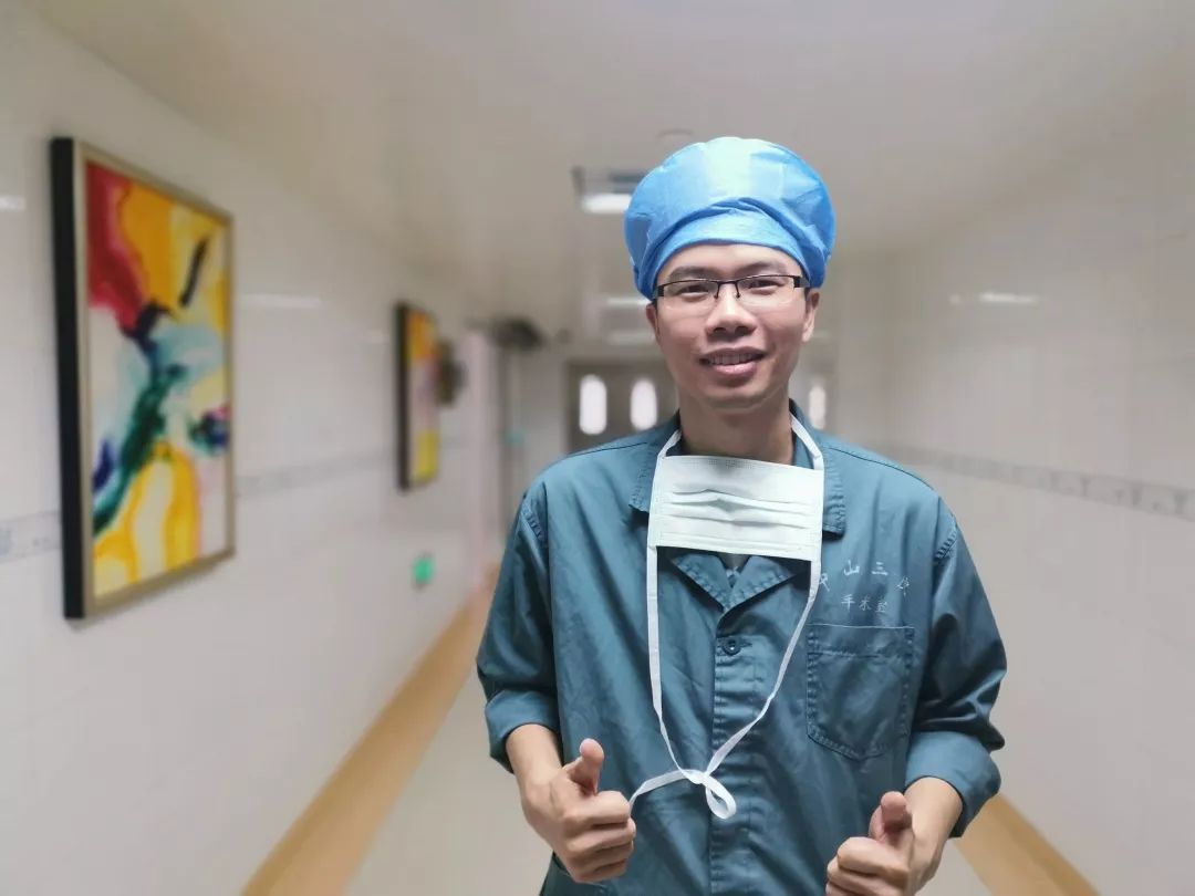 争分夺秒！医生护士是这样抢救生命的！！！︱致敬劳动者