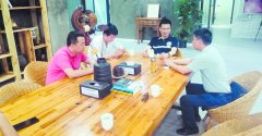 把“刹一脚”变成“留下来”